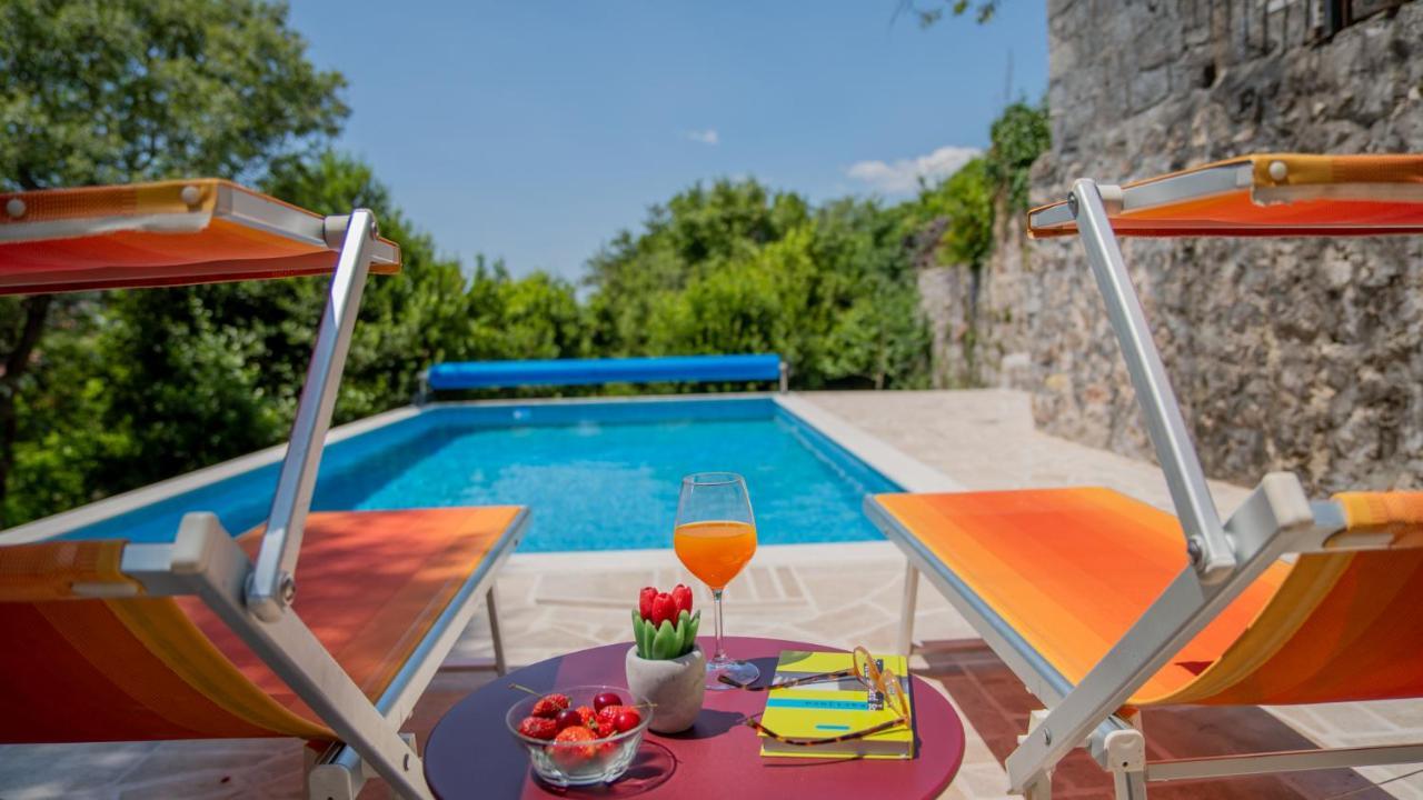 Villa Toscana With A Pool Tivat Exterior photo
